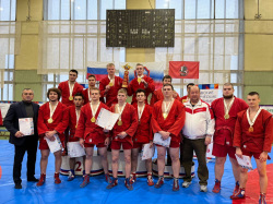 Сборная МГСУ завоевала золото МССИ в командных соревнованиях по боевому самбо