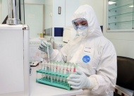В НИИ гриппа разработали назальную вакцину против гриппа и COVID-19